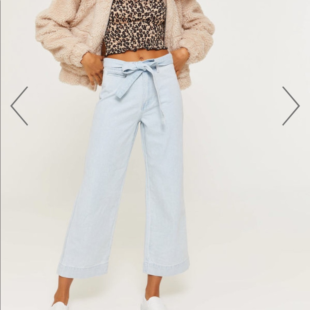 Cropped wide leg jeans